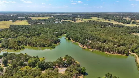 3415 Tiger Town Rd, Paris, TX 75460
