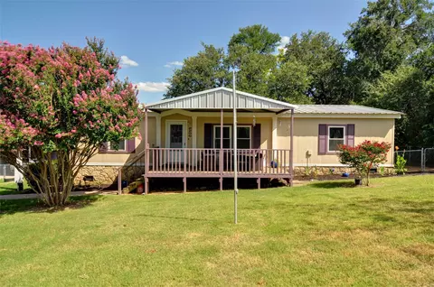 2205 Angelina St, Granbury, TX 76048