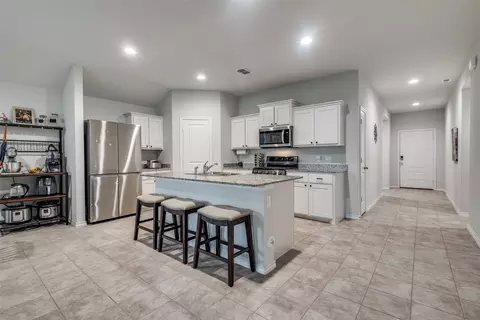632 Peshtigo Rd, Justin, TX 76247