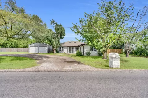 315 Burney Ln, Red Oak, TX 75154
