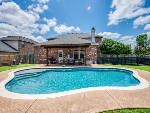 801 Keel Line Dr, Crowley, TX 76036