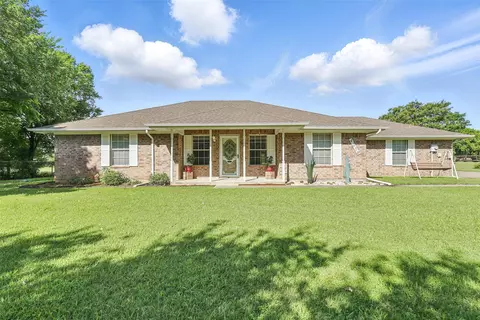 4018 Oakview Cir, Alvarado, TX 76009