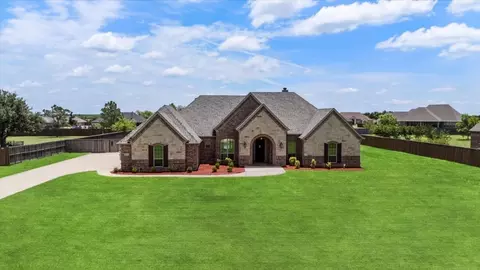 18044 Langford Ln, Talty, TX 75126