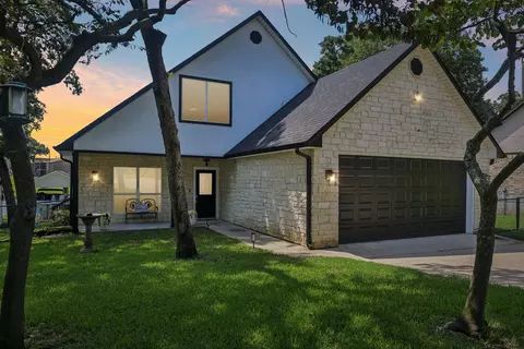 125 Cottonwood Trl, Gun Barrel City, TX 75156
