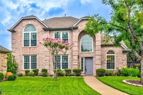 127 Pecan Valley Dr, Irving, TX 75063