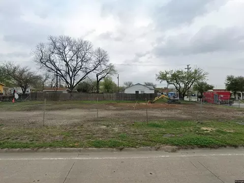 129 W Avenue B, Garland, TX 75040