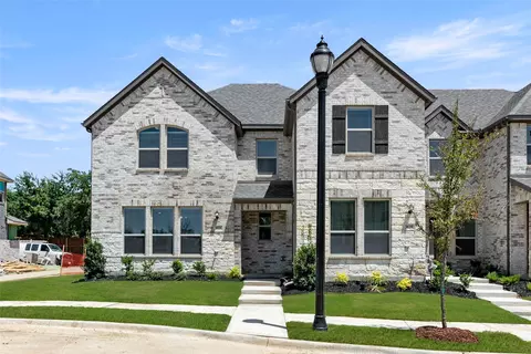 3025 Tall Pine Ln, Corinth, TX 76210
