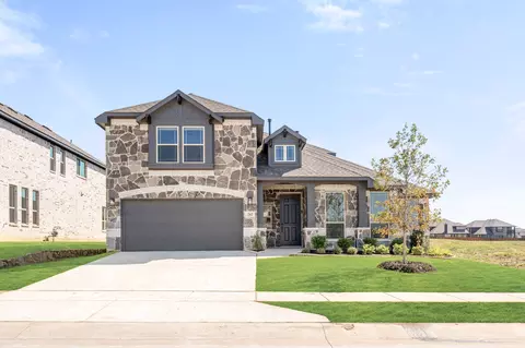 212 Seminole Trl, Alvarado, TX 76009