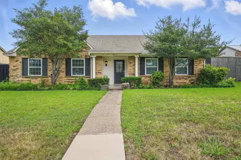 864 Warwick Dr, Plano, TX 75023