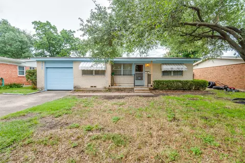 13910 Stardust Ln, Farmers Branch, TX 75234