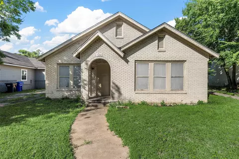 526 N 16th St, Waco, TX 76707