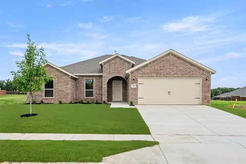 733 Stone Eagle Dr, Azle, TX 76020