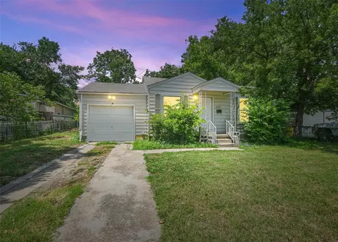 3541 Arbor Ave, Fort Worth, TX 76119