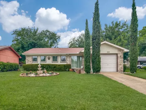 3927 Bahamas Dr, Mesquite, TX 75150