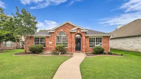 3717 Pinetree Dr, Mckinney, TX 75070