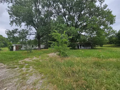 11703 Cockleburr Rd, Northlake, TX 76262