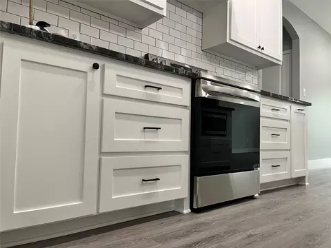 200 Garfield St, Mcgregor, TX 76657 photo 7