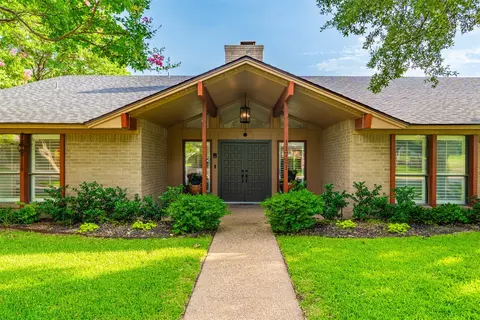 11721 Pine Creek Ct, Aledo, TX 76008
