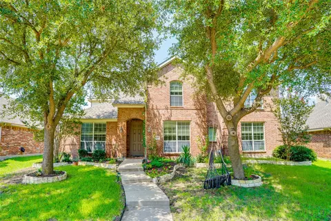 8217 Hartford Dr, Rowlett, TX 75089