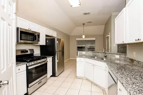 1803 Fairfax Dr, Mansfield, TX 76063