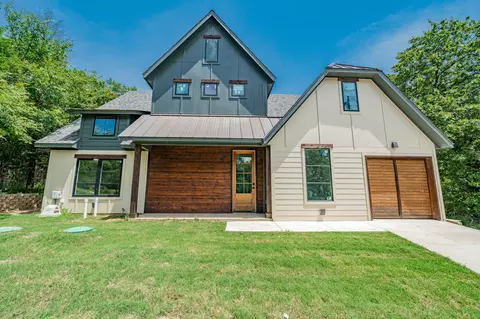 154 Carolyn Rd, Mabank, TX 75156