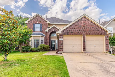 1617 Wood Ridge Ct, Corinth, TX 76210