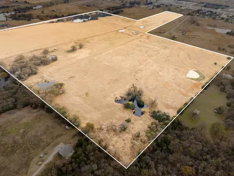 299 Sadler Rd, Whitesboro, TX 76273