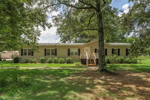 200 Finley Rd, Benton, LA 71006