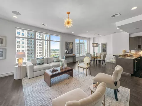 2555 N Pearl St #1204, Dallas, TX 75201