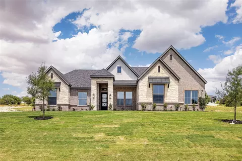 716 Burr Oak Ln, Weatherford, TX 76085