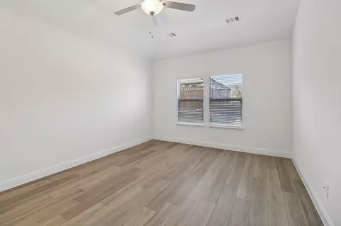 2433 Glacier Rdg, Corinth, TX 76210 photo 15
