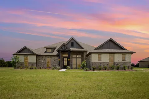 6821 Hayes Rd, Midlothian, TX 76065