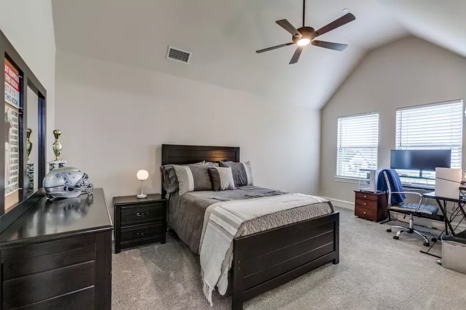 Bedroom - 217 The Falls Dr, Sunnyvale, TX 75182 photo 2 of 4