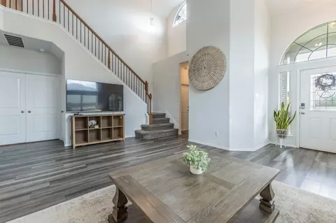 Entry Way - 6605 Elephant Butte Dr, Waco, TX 76708 photo 1 of 2