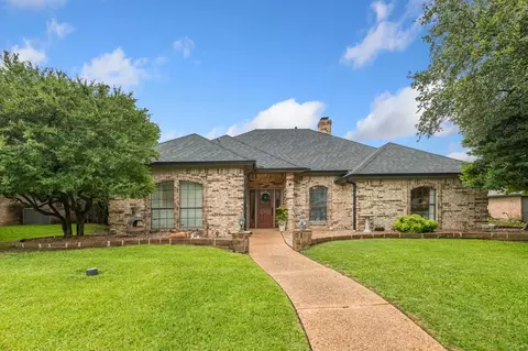 2301 Coleshire Dr, Plano, TX 75075