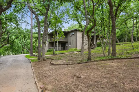 3301 Santa Monica Dr, Denton, TX 76205