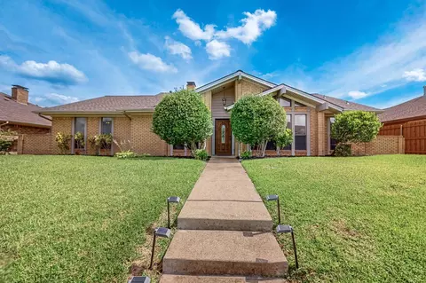 2204 Ridgewood, Carrollton, TX 75006