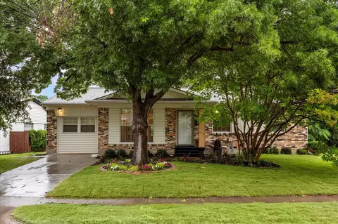 2207 English Dr, Garland, TX 75041