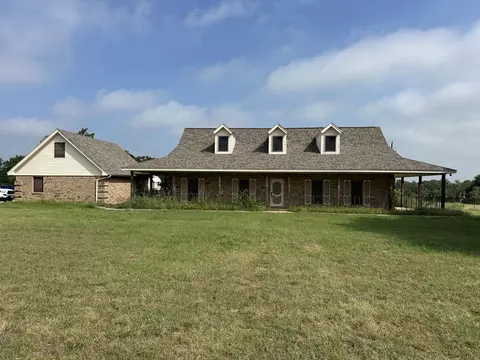 501 Forgotten Ln, Burleson, TX 76028