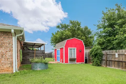 Exterior - 209 E Hall Ct, Early, TX 76802 photo 12 of 13