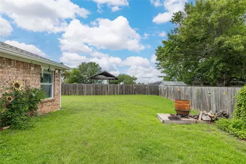 Exterior - 209 E Hall Ct, Early, TX 76802 photo 6 of 13