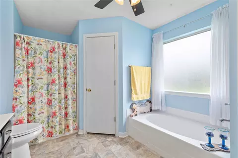 Bath - 209 E Hall Ct, Early, TX 76802 photo 2 of 3