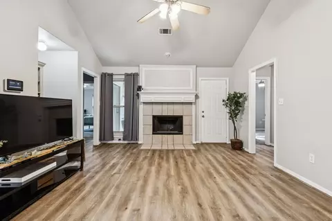 Living - 404 Bethlehem St, Terrell, TX 75160 photo 1 of 2