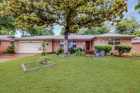 5417 Jane Anne St, Haltom City, TX 76117
