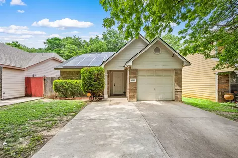 3060 Saint Nicholas Dr, Dallas, TX 75233