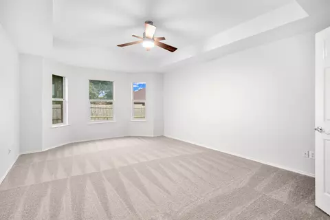 908 Trinity Dr, Lancaster, TX 75146 photo 17