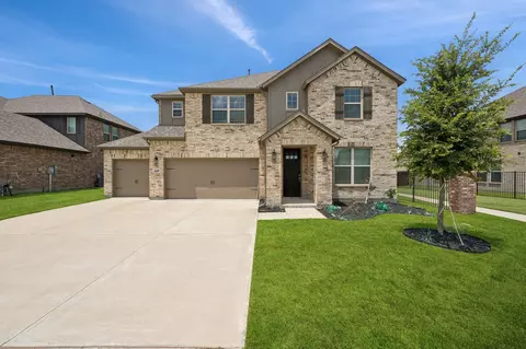2819 Grand Lookout Ln, Arlington, TX 76001