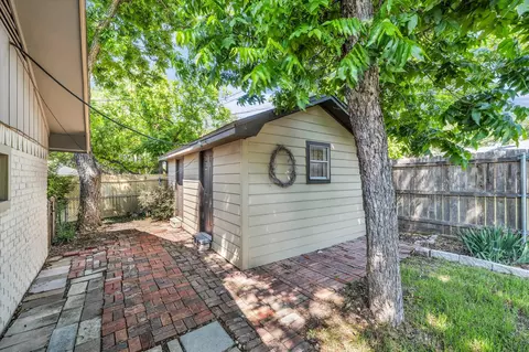 Exterior - 3401 Oakridge Ln, Waco, TX 76708 photo 6 of 6