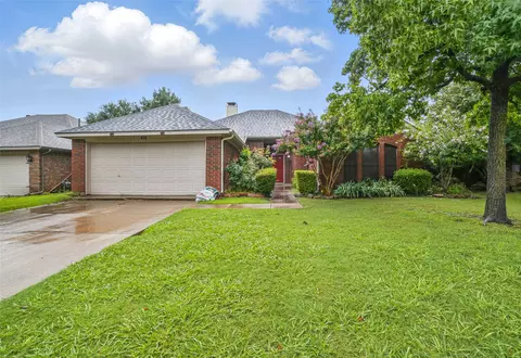 911 Crest Meadow Ln, Mesquite, TX 75181