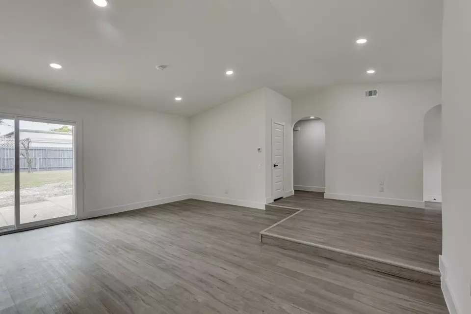 Living - 4709 Ancilla Dr, Garland, TX 75042 photo 5 of 6